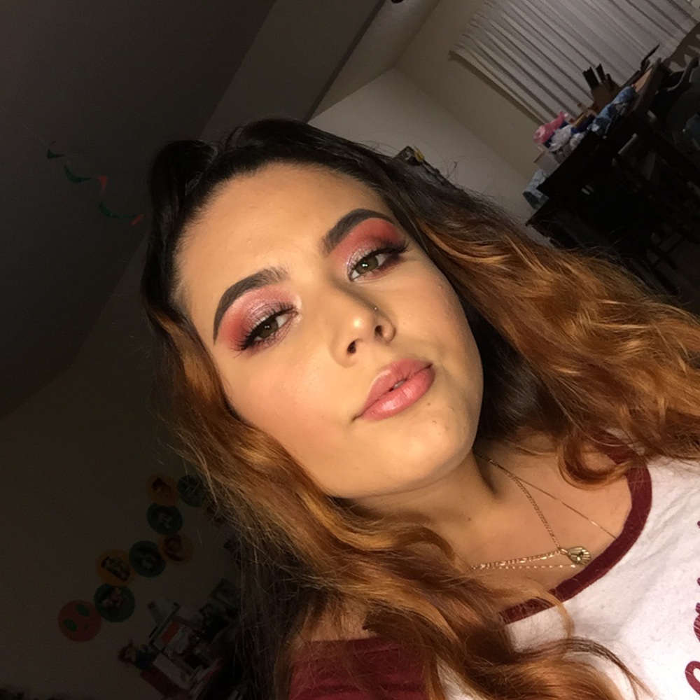 Meet your Posher, Naomi